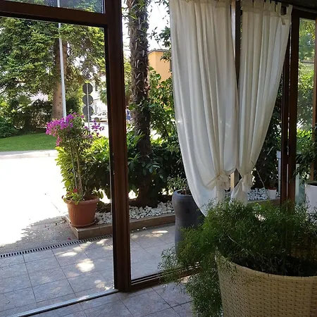 Pansion Comfort Santa Marija Couette-café 3*