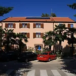 Bed & Breakfast Pansion Comfort Santa Marija Novigrad Istria