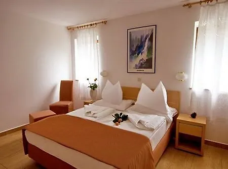 Pansion Comfort Santa Marija